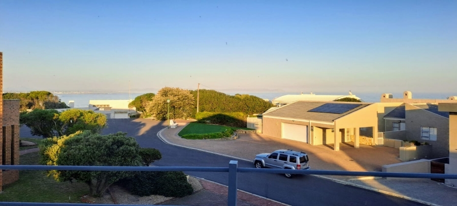 To Let 5 Bedroom Property for Rent in Vermont Western Cape